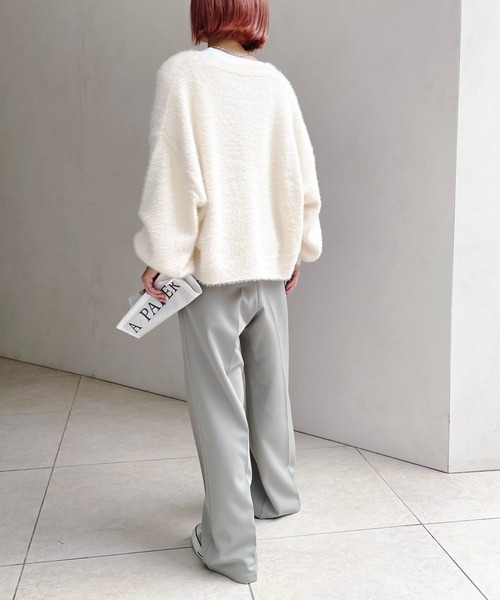 Meli rich（メリーリッチ）の「シャギーニット短丈カーディガン（カーディガン/ボレロ・レディース・グレイッシュベージュ/オレンジ/グリーン/アイボリー/ブラック/ホワイト系その他/ブラック系その他/ライトグレー・MEDIUM）」の18枚目の写真