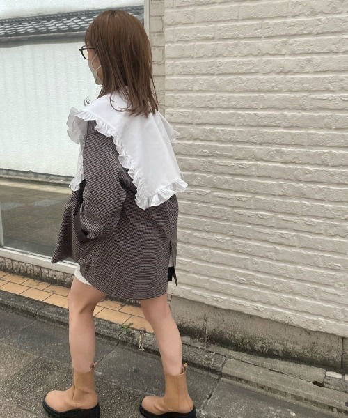one after another NICE CLAUP(ワンアフターアナザーナイスクラップ)の「【襟が取り外せてベストにもなる】ビッグカラーマルチWAYジャケット(テーラードジャケット・レディース・ブラック/ブラウン系その他/ベージュ・FREE)」の12枚目の写真