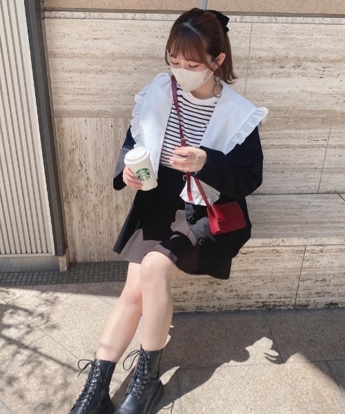 one after another NICE CLAUP(ワンアフターアナザーナイスクラップ)の「【襟が取り外せてベストにもなる】ビッグカラーマルチWAYジャケット(テーラードジャケット・レディース・ブラック/ブラウン系その他/ベージュ・FREE)」の5枚目の写真