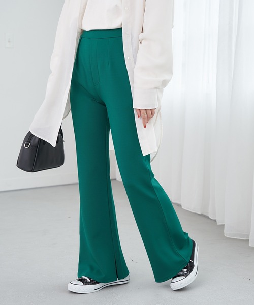 earth music&ecology（アースミュージックアンドエコロジー）の「スリットフレアパンツ（その他パンツ・レディース・ブラック/レッド/ブルー/グリーン・S/M）」の3枚目の写真