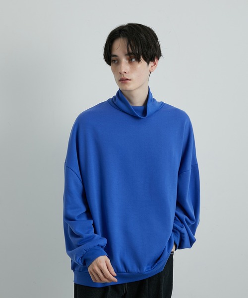 JUNRED(ジュンレッド)の「タートルネックルーズスウェットプルオーバー(ニット/セーター・メンズ・ホワイト/ブラック/ブルー・S/M/L)」の1枚目の写真