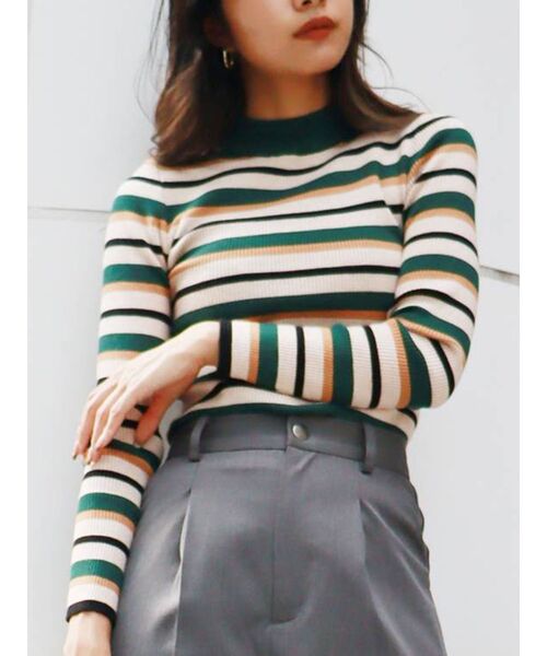 MURUA（ムルーア）の「バックオープンタイトニット（ニット/セーター・レディース・ブルー/グリーン・FREE）」の2枚目の写真