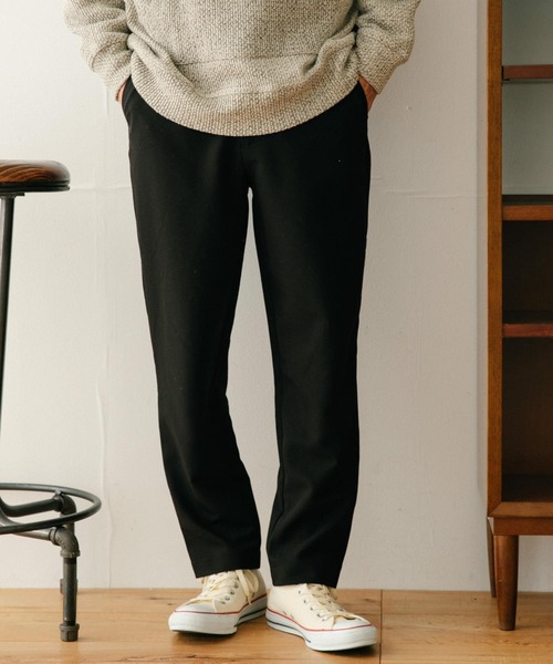 ITEMS URBANRESEARCH(アイテムズ アーバンリサーチ)の「TRPU テーパードパンツ(その他パンツ・メンズ・ブラック/グレー系その他/ネイビー/グリーン・LARGE/MEDIUM)」の11枚目の写真