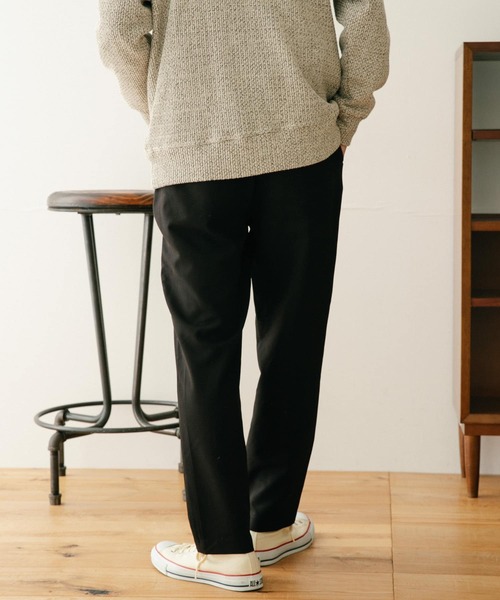 ITEMS URBANRESEARCH(アイテムズ アーバンリサーチ)の「TRPU テーパードパンツ(その他パンツ・メンズ・ブラック/グレー系その他/ネイビー/グリーン・LARGE/MEDIUM)」の13枚目の写真