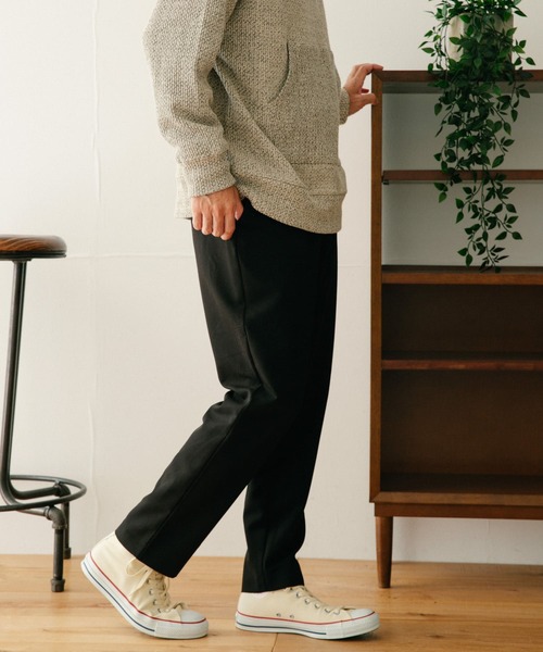 ITEMS URBANRESEARCH(アイテムズ アーバンリサーチ)の「TRPU テーパードパンツ(その他パンツ・メンズ・ブラック/グレー系その他/ネイビー/グリーン・LARGE/MEDIUM)」の14枚目の写真