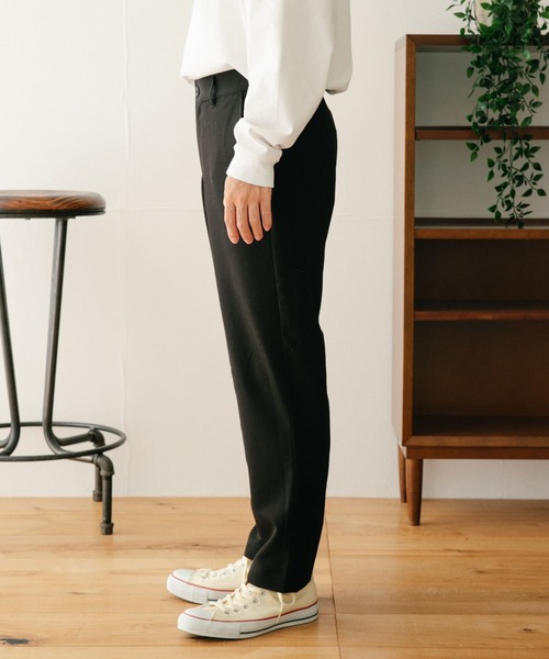 ITEMS URBANRESEARCH(アイテムズ アーバンリサーチ)の「TRPU テーパードパンツ(その他パンツ・メンズ・ブラック/グレー系その他/ネイビー/グリーン・LARGE/MEDIUM)」の17枚目の写真