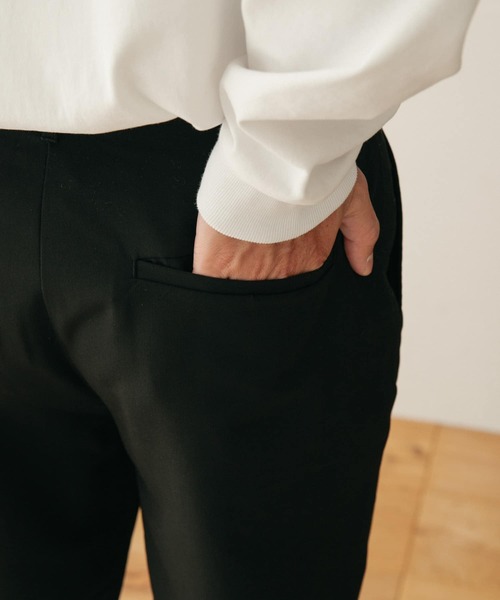 ITEMS URBANRESEARCH(アイテムズ アーバンリサーチ)の「TRPU テーパードパンツ(その他パンツ・メンズ・ブラック/グレー系その他/ネイビー/グリーン・LARGE/MEDIUM)」の22枚目の写真