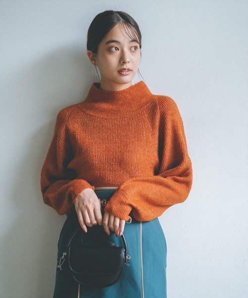 REDYAZEL（レディアゼル）の「畦ニットプルオーバー（ニット/セーター・レディース・パープル/グリーン/キャメル/ブラック/アイボリー・FREE）」の5枚目の写真