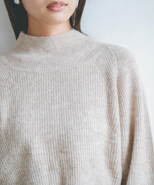 REDYAZEL（レディアゼル）の「畦ニットプルオーバー（ニット/セーター・レディース・パープル/グリーン/キャメル/ブラック/アイボリー・FREE）」の11枚目の写真