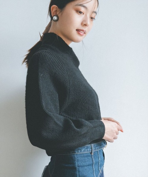 REDYAZEL（レディアゼル）の「畦ニットプルオーバー（ニット/セーター・レディース・パープル/グリーン/キャメル/ブラック/アイボリー・FREE）」の15枚目の写真