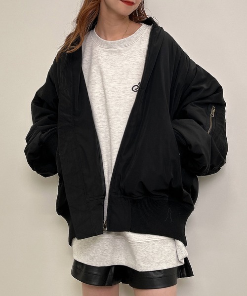 INGNI（イング）の「袖2WAY／BIG／MA-1（MA-1・レディース・カーキ/アイボリー/ブラック・M）」の12枚目の写真