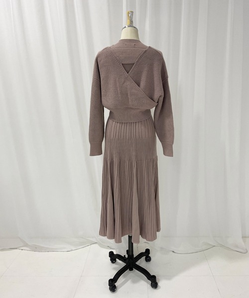 ADIRA（アディラ）の「ロングニットワンピアンサンブル（ニット/セーター・レディース・モカ/アイボリー・MEDIUM）」の16枚目の写真