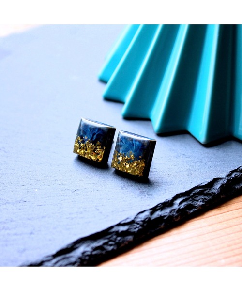 tone(トーン)の「【Willija】金属アレルギー対応《Taily leaf》美濃焼タイルピアス(MA)(ピアス(両耳用)・レディース・ブラウン/ピンク/ネイビー・FREE)」の7枚目の写真