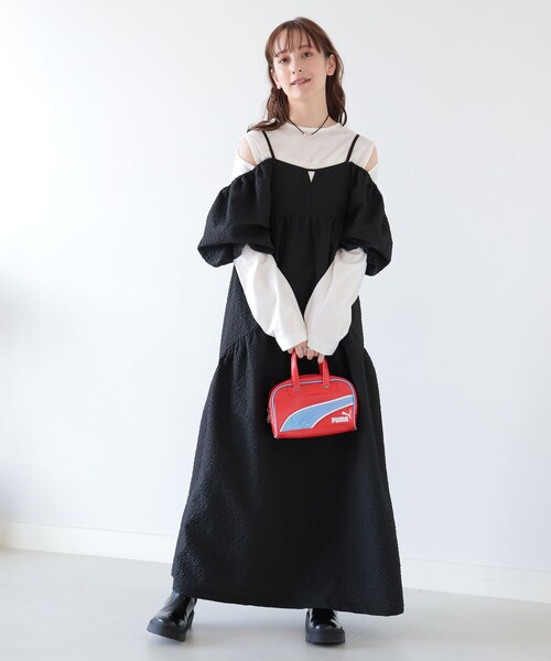 PUMA(プーマ)の「PUMA × Ray BEAMS / 別注 レトロ ミニ グリップ バッグ(トートバッグ・レディース・レッド/サックスブルー・ONE SIZE)」の4枚目の写真