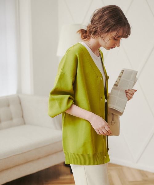 ANGIE(アンジー)の「【前後2WAY】スポンジニットVネックカーディガン(カーディガン/ボレロ・レディース・オレンジ/ライム/アイボリー/ブラック/ブルー・FREE)」の15枚目の写真