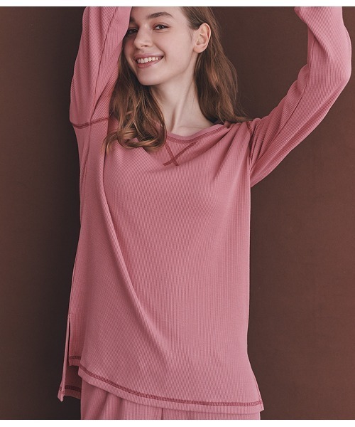 PEACH JOHN（ピーチジョン）の「【ワッフル素材の上下セットアップ。冷え対策の腹巻き付き】サーマルリラックスＨＡＲＡマキパジャマ（ルームウェア/パジャマ・レディース・ピンク/アイボリー/グレー/ベージュ/ラベンダー/イエロー系その他/レッド/ベビーピンク/イエロー・S/M/M/L）」の12枚目の写真