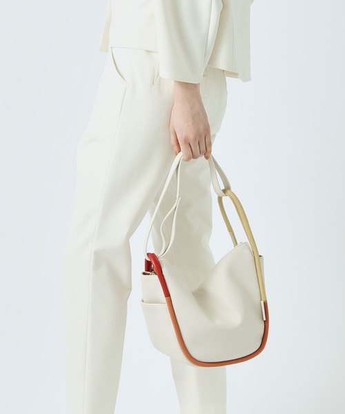 LOWELL things（ロウェル　シングス）の「Lafull/配色パイピング3WayショルダーBAG/ホーボーバッグ（ショルダーバッグ・レディース・ブラック/ライトブルー/アイボリー・フリー）」の9枚目の写真