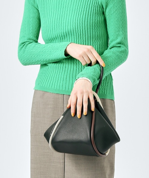 LOWELL things（ロウェル　シングス）の「Lafull/配色パイピング3WayショルダーBAG/ホーボーバッグ（ショルダーバッグ・レディース・ブラック/ライトブルー/アイボリー・フリー）」の5枚目の写真