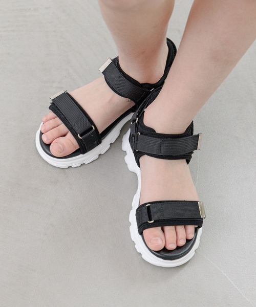 GLOBAL WORK(グローバルワーク)の「アソートスニーカーサンダル/191420(サンダル・キッズ・ブラック/ブラック系その他/ブラック系1・19cm/20cm/21cm/22cm)」の3枚目の写真