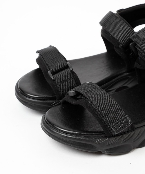 GLOBAL WORK(グローバルワーク)の「アソートスニーカーサンダル/191420(サンダル・キッズ・ブラック/ブラック系その他/ブラック系1・19cm/20cm/21cm/22cm)」の17枚目の写真