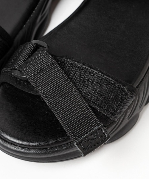 GLOBAL WORK(グローバルワーク)の「アソートスニーカーサンダル/191420(サンダル・キッズ・ブラック/ブラック系その他/ブラック系1・19cm/20cm/21cm/22cm)」の18枚目の写真