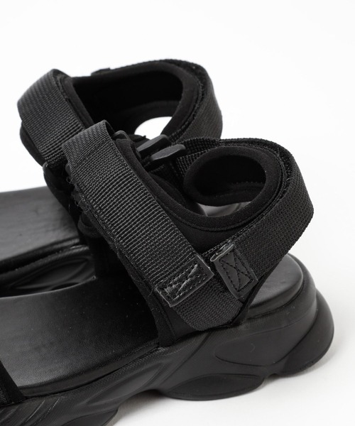 GLOBAL WORK(グローバルワーク)の「アソートスニーカーサンダル/191420(サンダル・キッズ・ブラック/ブラック系その他/ブラック系1・19cm/20cm/21cm/22cm)」の19枚目の写真