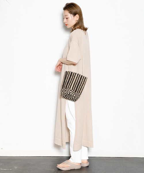AMERICAN RAG CIE フード付きワンピース ベージュ AMERICAN RAG CIE フード付きワンピース ベージュ