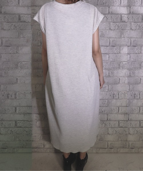 UNDERWRAPS(アンダーラップス)の「ワッフルノースリマキシ(M3)(Tシャツ/カットソー・レディース・オートミール/グリーン/ブラック/ベージュ・MEDIUM/LARGE)」の5枚目の写真
