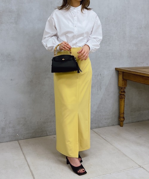 un dix cors（アンディコール）の「パール釦バンドカラーシンプルシャツ（シャツ/ブラウス・レディース・オフホワイト/ブルー/ベージュ・FREE）」の12枚目の写真