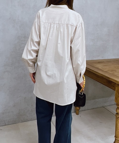 un dix cors（アンディコール）の「パール釦バンドカラーシンプルシャツ（シャツ/ブラウス・レディース・オフホワイト/ブルー/ベージュ・FREE）」の18枚目の写真