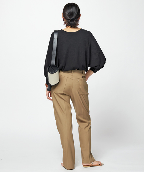 AP STUDIO(エーピーストゥディオ)の「ワイドスリーブTシャツ(Tシャツ/カットソー・レディース・ブラック/ホワイト・FREE)」の12枚目の写真