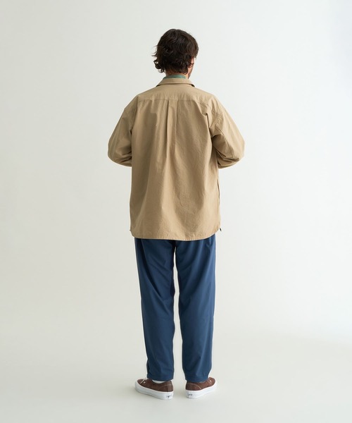 NANGA（ナンガ）の「DotAir COMFY L/S SHIRT/ドットエアコンフィーロングスリーブシャツ（シャツ/ブラウス・メンズ・ブラック/ベージュ/カーキ/ブラック系その他・M/XL/L/S）」の9枚目の写真