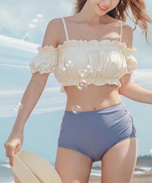 gossip!ロサンゼルス(ゴシップロサンゼルス)の「シャーリングクロススイムセット 3点セット水着(水着・レディース・ホワイト/ベージュ・M/L/S/XS)」の8枚目の写真