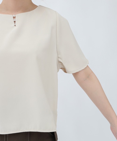 TRUDEA(トルディア)の「ランダムパール使いブラウス(シャツ/ブラウス・レディース・ベージュ/ホワイト/ラベンダー・MEDIUM/LARGE/SMALL)」の22枚目の写真