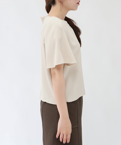 TRUDEA(トルディア)の「ランダムパール使いブラウス(シャツ/ブラウス・レディース・ベージュ/ホワイト/ラベンダー・MEDIUM/LARGE/SMALL)」の18枚目の写真
