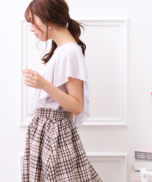 couture brooch（クチュールブローチ）の「◆【毎日コーデに華やかさをプラス。】フリルシアーマンスブラウス（シャツ/ブラウス・レディース・ライトグレー/パープル/キャメル/ブラック系・40/38/42/34）」の9枚目の写真