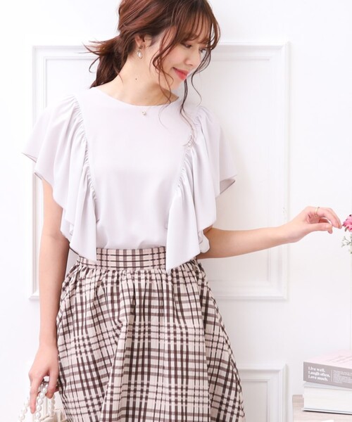 couture brooch（クチュールブローチ）の「◆【毎日コーデに華やかさをプラス。】フリルシアーマンスブラウス（シャツ/ブラウス・レディース・ライトグレー/パープル/キャメル/ブラック系・40/38/42/34）」の11枚目の写真