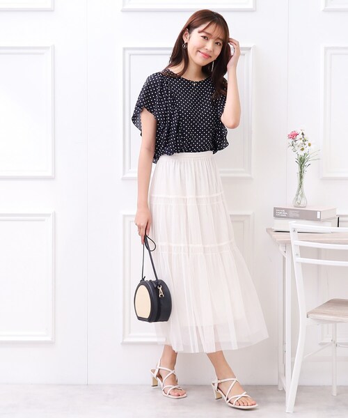 couture brooch（クチュールブローチ）の「◆【毎日コーデに華やかさをプラス。】フリルシアーマンスブラウス（シャツ/ブラウス・レディース・ライトグレー/パープル/キャメル/ブラック系・40/38/42/34）」の18枚目の写真