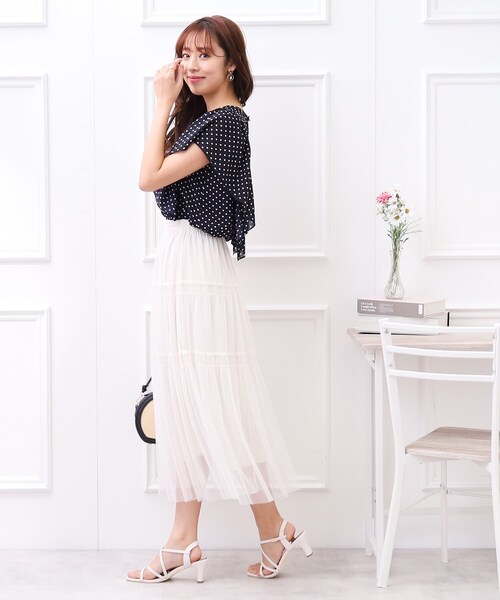 couture brooch（クチュールブローチ）の「◆【毎日コーデに華やかさをプラス。】フリルシアーマンスブラウス（シャツ/ブラウス・レディース・ライトグレー/パープル/キャメル/ブラック系・40/38/42/34）」の19枚目の写真