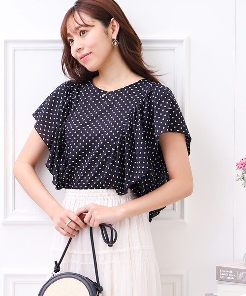 couture brooch（クチュールブローチ）の「◆【毎日コーデに華やかさをプラス。】フリルシアーマンスブラウス（シャツ/ブラウス・レディース・ライトグレー/パープル/キャメル/ブラック系・40/38/42/34）」の21枚目の写真