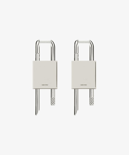 GIVENCHY（ジバンシイ）の「LOCK SMALL（イヤリング・メンズ・シルバー・FREE）」の2枚目の写真