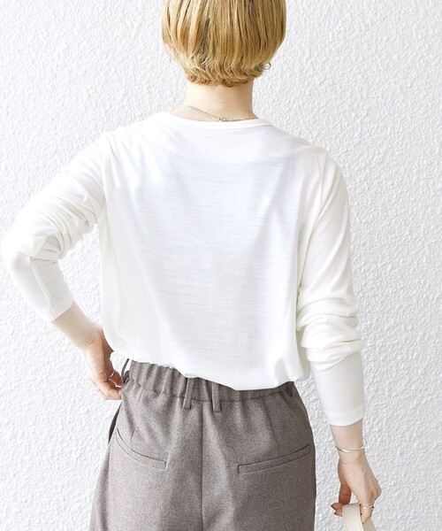 SHIPS any(シップス エニィ)の「SHIPS any:〈手洗い可能〉ウール シアー ラウンドヘム カットソー(Tシャツ/カットソー・レディース・チャコールグレー/オフホワイト/ブラック・ONE SIZE)」の18枚目の写真
