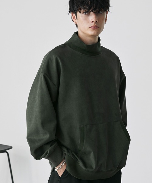 ビッグシルエットフェイクスウェードタートルネックプルオーバー MONO