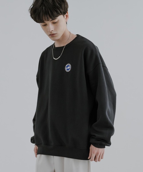 Rocky Monroe（ロッキーモンロー）の「オーバーサイズフラワー刺繍裏起毛スウェット/トレーナー（スウェット・メンズ・ブラック/オートミール/杢グレー/グリーン/ホワイト/ブルー/ライトグレー系/ブラック系1/ブルー系1/グリーン系/ホワイト系/ライトグレー系1/ホワイト系1/グリーン系1/ブラック系/グレー系1/ブルー系/グレー系・M/L/XL）」の5枚目の写真