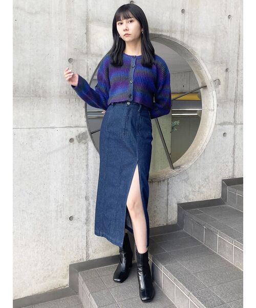 MURUA（ムルーア）の「2WAYクロップトグラデーションカーディガン（カーディガン/ボレロ・レディース・マスタード/パープル・FREE）」の8枚目の写真