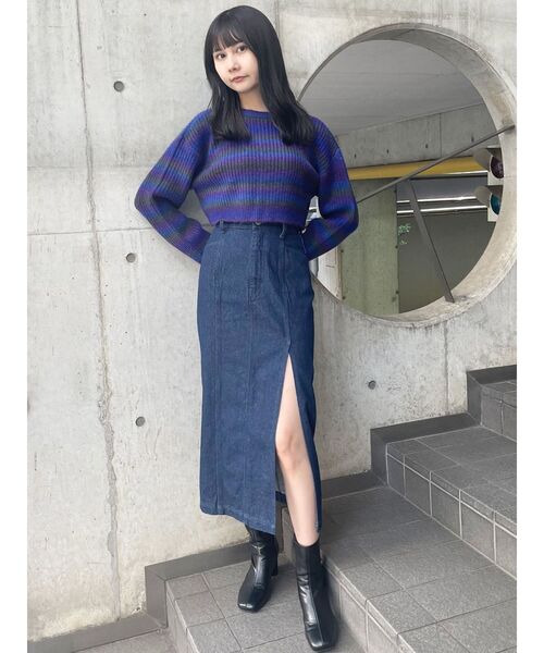 MURUA（ムルーア）の「2WAYクロップトグラデーションカーディガン（カーディガン/ボレロ・レディース・マスタード/パープル・FREE）」の9枚目の写真