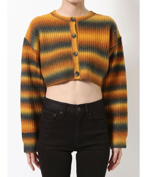 MURUA（ムルーア）の「2WAYクロップトグラデーションカーディガン（カーディガン/ボレロ・レディース・マスタード/パープル・FREE）」の17枚目の写真