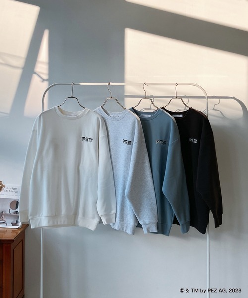 AS KNOW AS plus（アズノゥアズプラス）の「☆アクリルキーホルダー付き PEZ スウェットプルオーバー【PEZ/ペッツ】（スウェット・レディース・オートミール/オフホワイト/ブルー/スミクロ/アイボリー系/パープル系/ホワイト系/ブラック系/ベージュ系1/アイボリー系1/イエロー系1/ブラック系1/ベージュ系2/オレンジ系2/ブラック系2/パープル系2・FREE）」の18枚目の写真