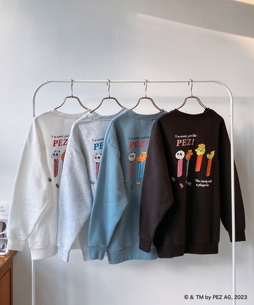 AS KNOW AS plus（アズノゥアズプラス）の「☆アクリルキーホルダー付き PEZ スウェットプルオーバー【PEZ/ペッツ】（スウェット・レディース・オートミール/オフホワイト/ブルー/スミクロ/アイボリー系/パープル系/ホワイト系/ブラック系/ベージュ系1/アイボリー系1/イエロー系1/ブラック系1/ベージュ系2/オレンジ系2/ブラック系2/パープル系2・FREE）」の20枚目の写真