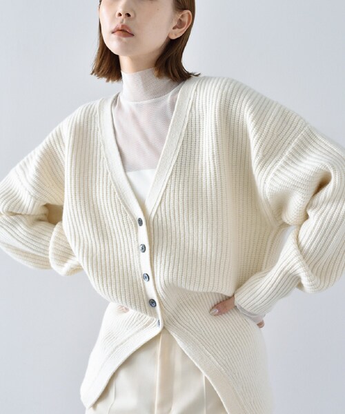 CODE A(コードエー)の「◆CODE A | design volume cardigan(カーディガン/ボレロ・レディース・パープル/ダークグレー/オフホワイト・00)」の9枚目の写真